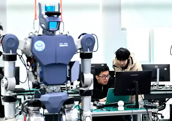 Wuhan'da Gelişmiş İnsansı Robot: Laborer